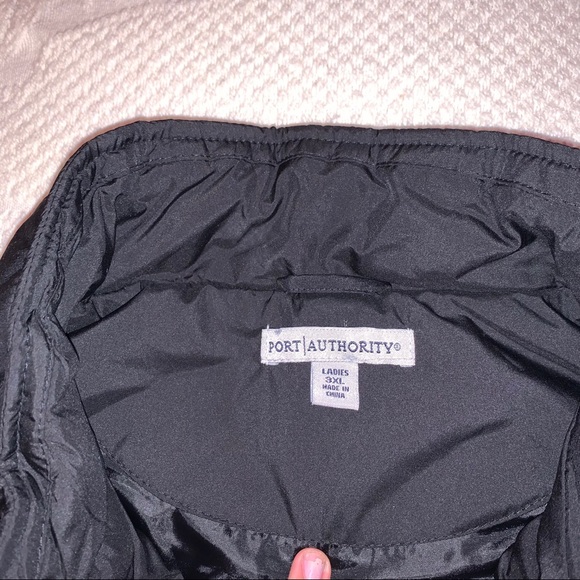 SOLD - Picture 3 of 4